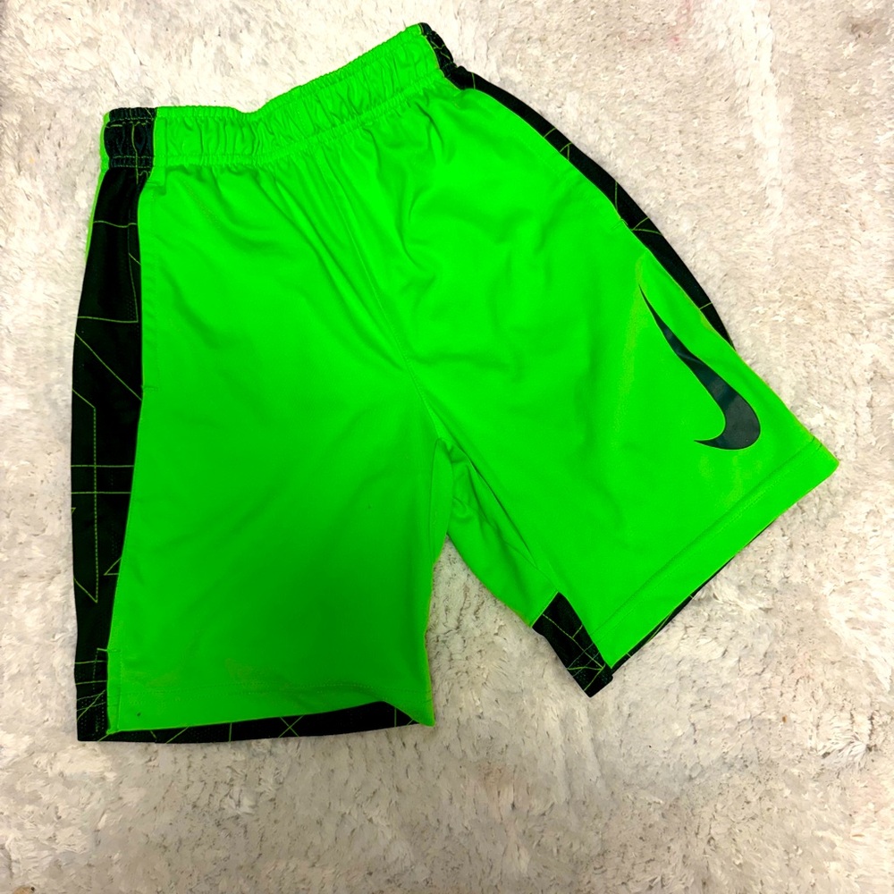 Nike. Boys Size Small. Athletic Shorts. Good Condition.